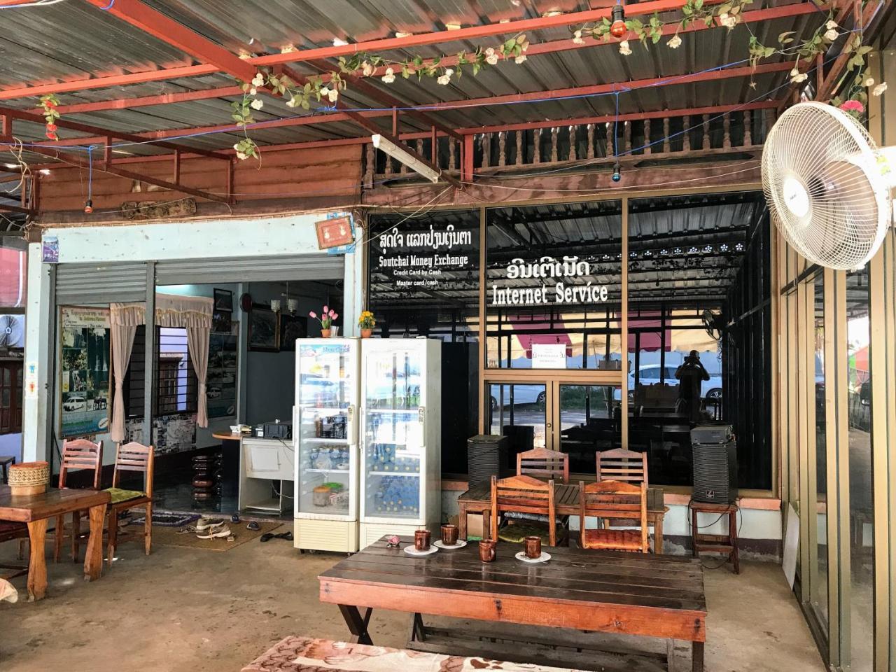 Soutchai Hostel And Tour Company 빡세 외부 사진